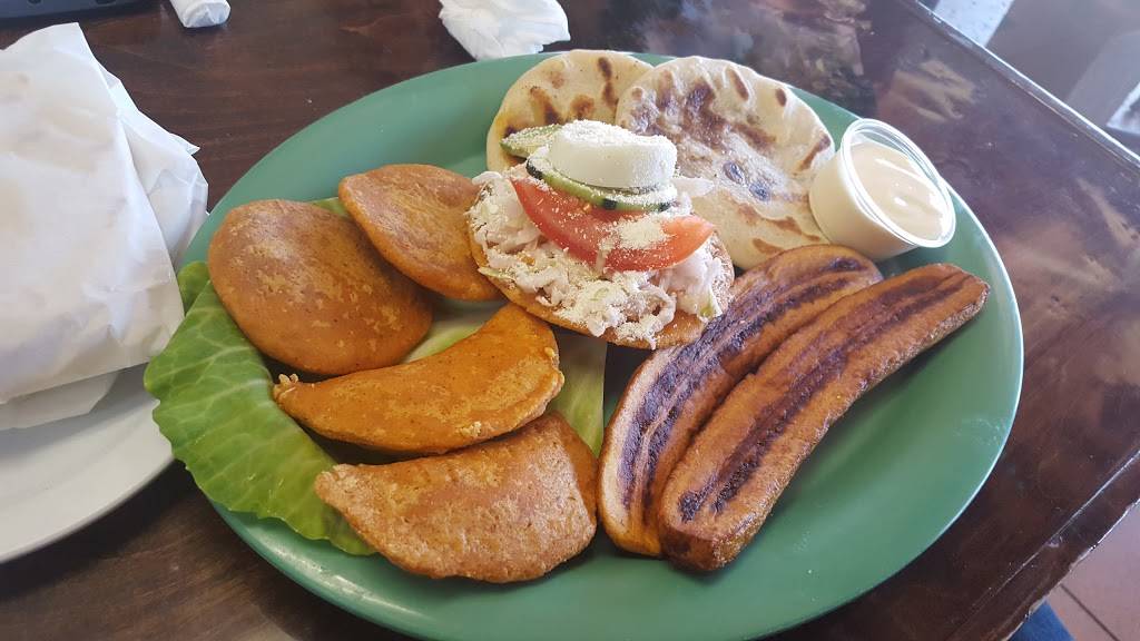 El Salvador Cafe | restaurant | 1751 N Sunrise Way, Palm Springs, CA 92262, USA | 7603223778 OR +1 760-322-3778