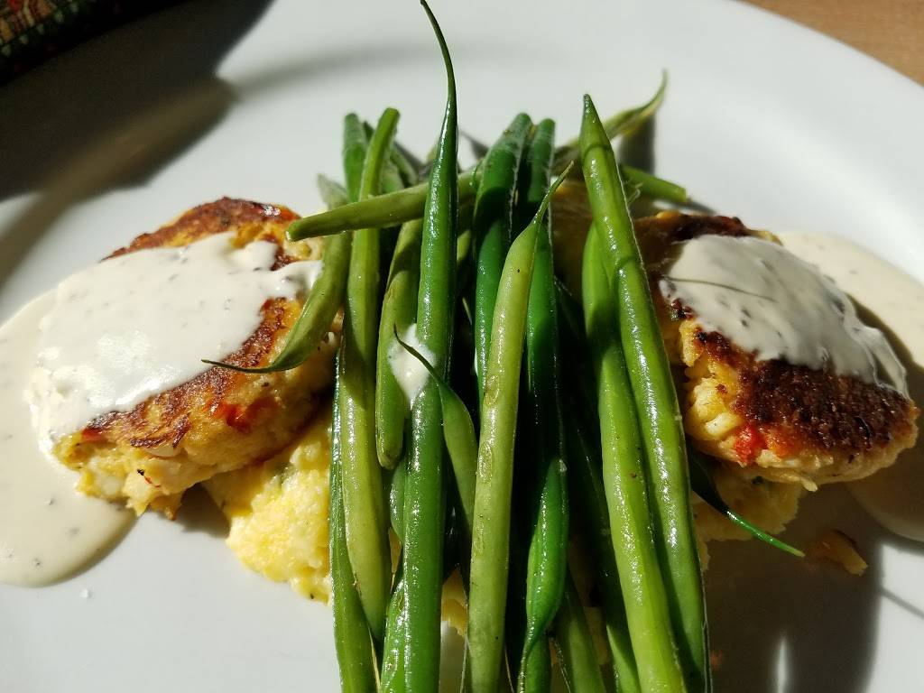 Fishcamp on Broad Creek | restaurant | 11 Simmons Rd, Hilton Head Island, SC 29926, USA | 8438422267 OR +1 843-842-2267