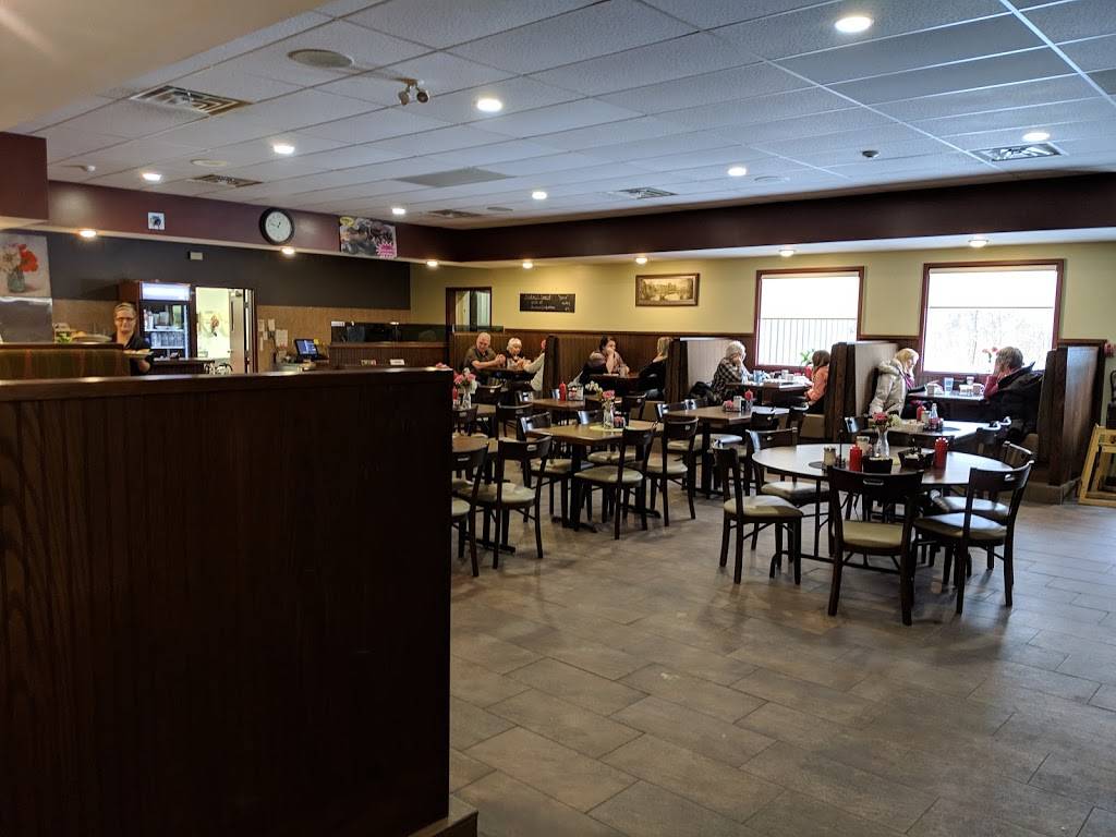 FlavorPhil’s Family Restaurant | restaurant | 803 Chelsea St, Brockville, ON K6V 5T4, Canada | 6133423277 OR +1 613-342-3277