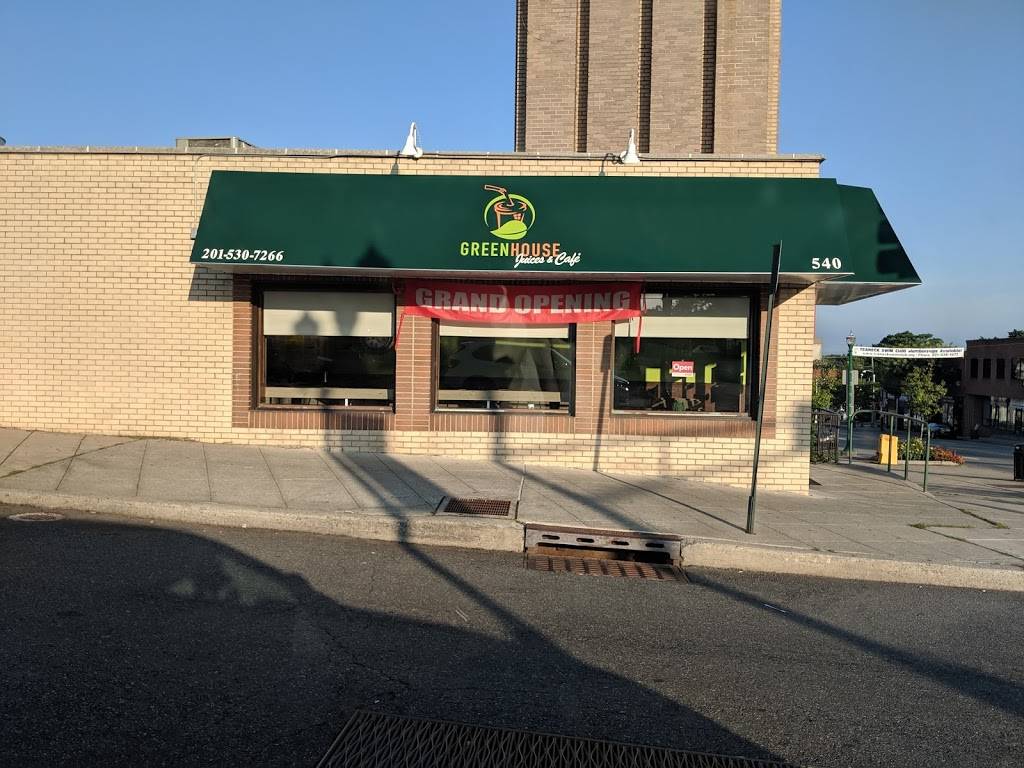 Greenhouse juices nj | restaurant | 540 Cedar Ln, Teaneck, NJ 07666, USA | 2015307266 OR +1 201-530-7266