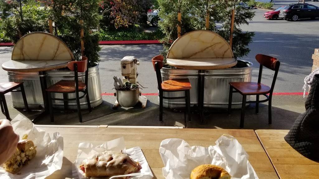 Whidbey Island Bagel Factory | restaurant | 11042 WA-525 Suite #124, Clinton, WA 98236, USA | 3603414302 OR +1 360-341-4302