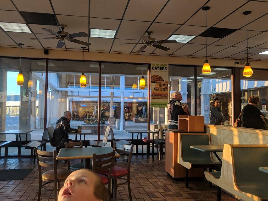 Subway | restaurant | 2560 Bethel Rd, Columbus, OH 43220, USA | 6143263782 OR +1 614-326-3782