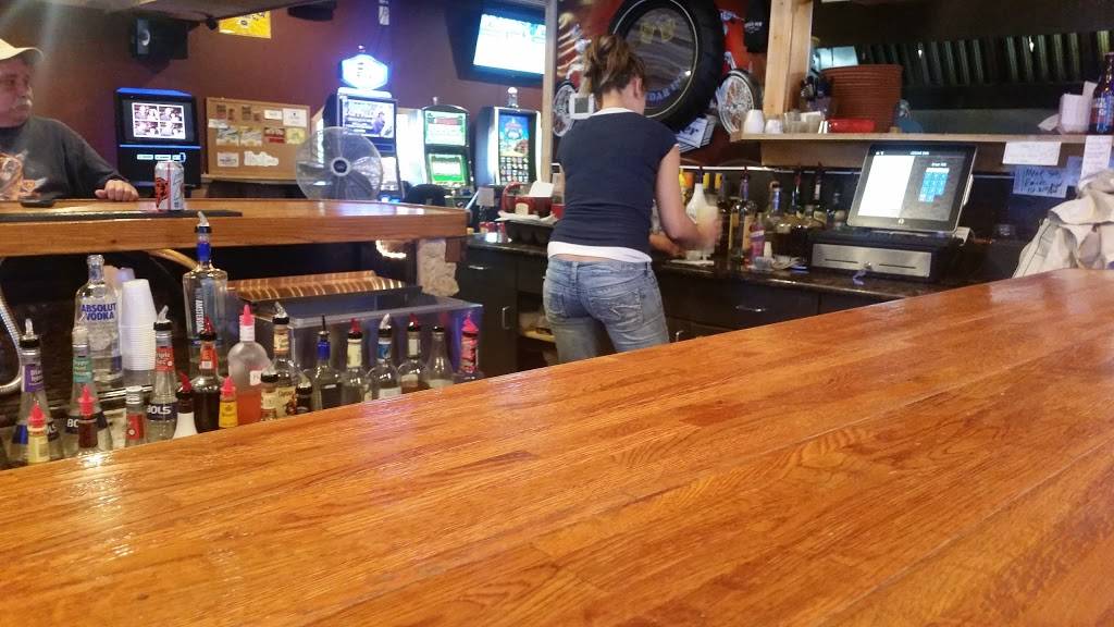 The Cedar Inn | restaurant | 4747 IL-26, Freeport, IL 61032, USA | 8155635014 OR +1 815-563-5014