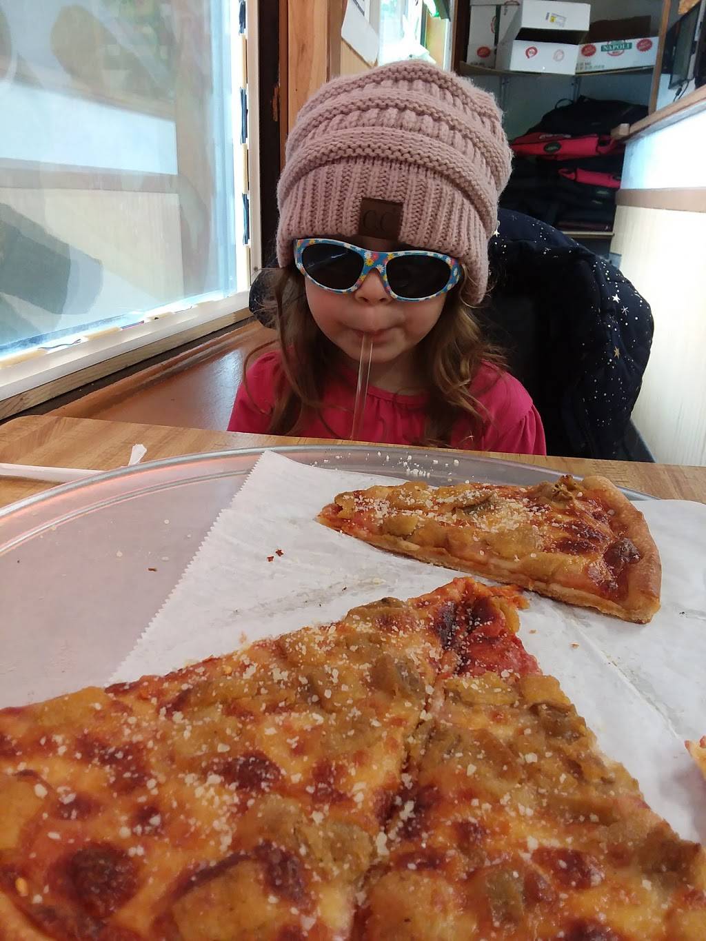 Andys Pizza Restaurant | restaurant | 38 Saw Mill Rd # 12, West Haven, CT 06516, USA | 2039320022 OR +1 203-932-0022