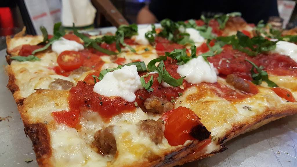 Parma Pizzeria Napoletana | meal takeaway | 796 Thousand Oaks Blvd, Thousand Oaks, CA 91360, USA | 8053701370 OR +1 805-370-1370