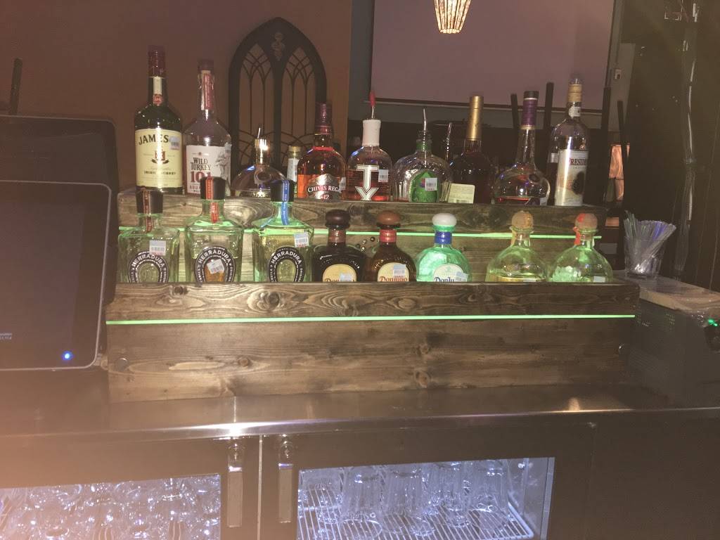 Tio Carlos Colleyville | restaurant | 330, 4843 Colleyville Blvd, Colleyville, TX 76034, USA | 6823254397 OR +1 682-325-4397