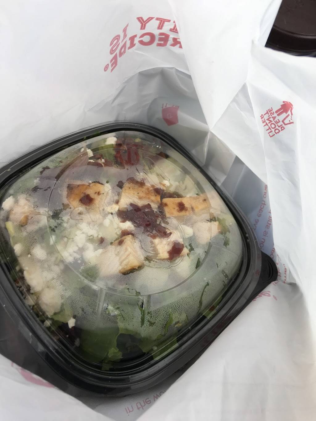 Wendys | restaurant | 2201 Pacific Ave, Virginia Beach, VA 23451, USA | 7574255524 OR +1 757-425-5524