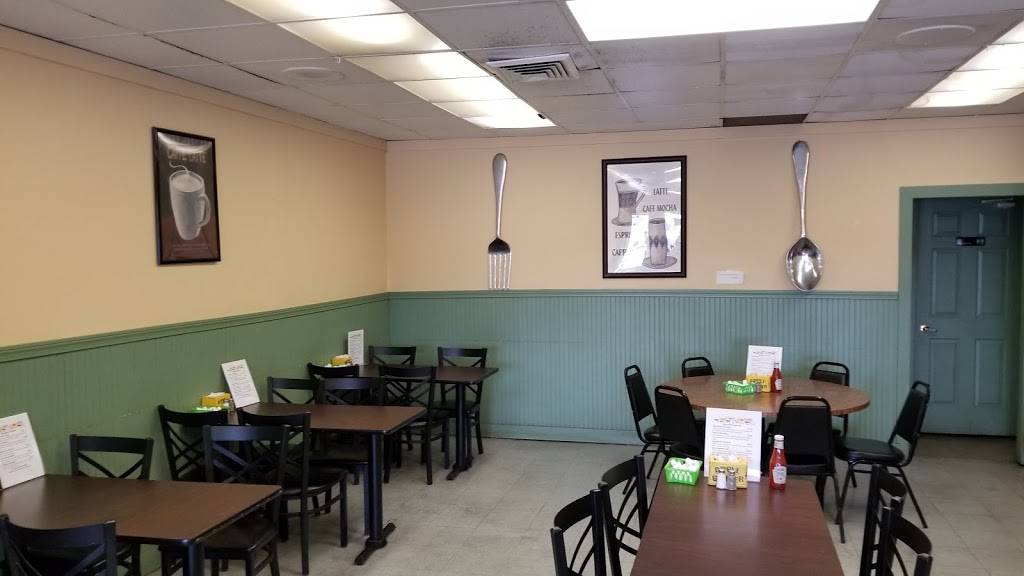 Sunnyside Restaurant | restaurant | 2428 W Shore Rd, Warwick, RI 02889, USA | 4017390199 OR +1 401-739-0199