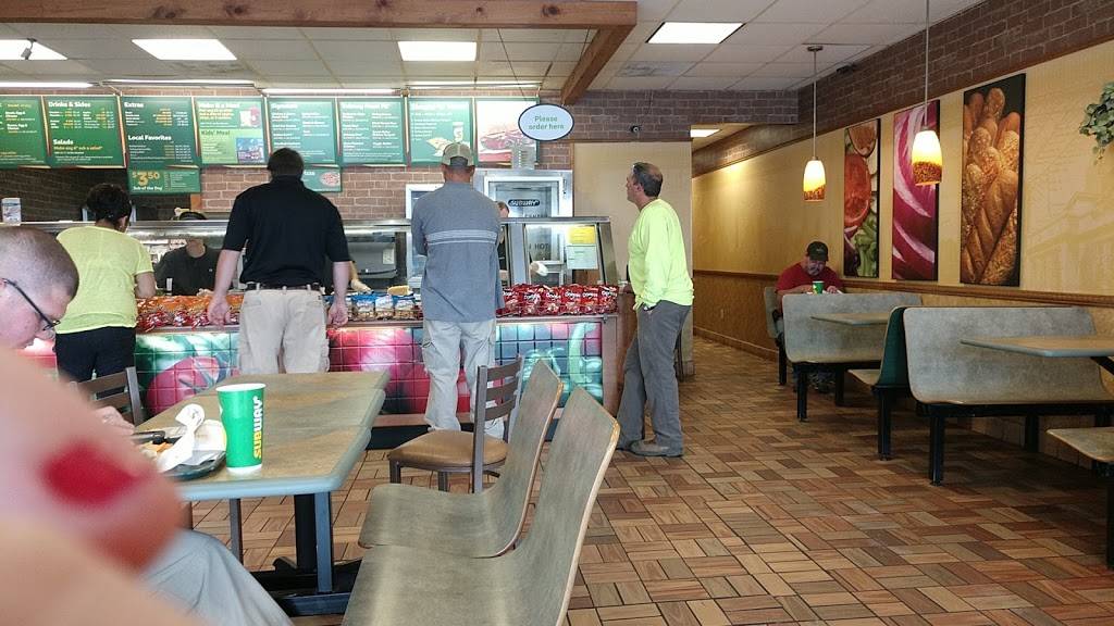 Subway Restaurants | restaurant | 2612 Gault Ave N Ste C, Fort Payne, AL 35967, USA | 2568457827 OR +1 256-845-7827