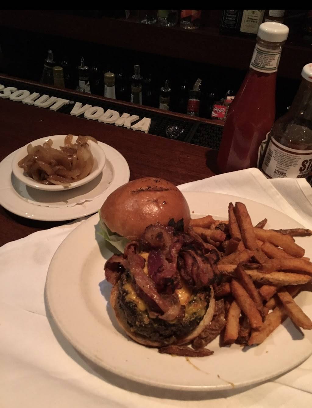 Franks Steaks In Jericho | restaurant | 4 Jericho Turnpike, Jericho, NY 11753, USA | 5163384595 OR +1 516-338-4595