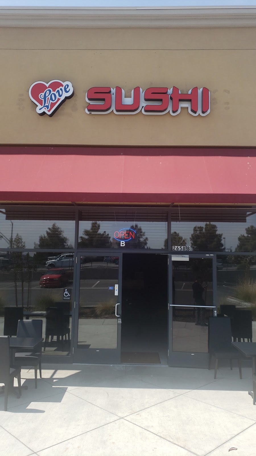 Love Sushi | restaurant | 2658 Mount Vernon Ave unit B, Bakersfield, CA 93306, USA | 6614044450 OR +1 661-404-4450