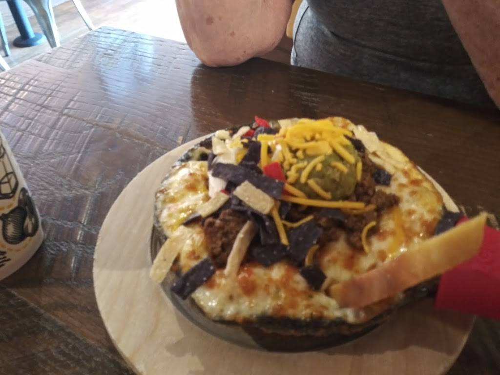 MACS | restaurant | 2654 S Oneida St, Green Bay, WI 54304, USA | 9204999028 OR +1 920-499-9028