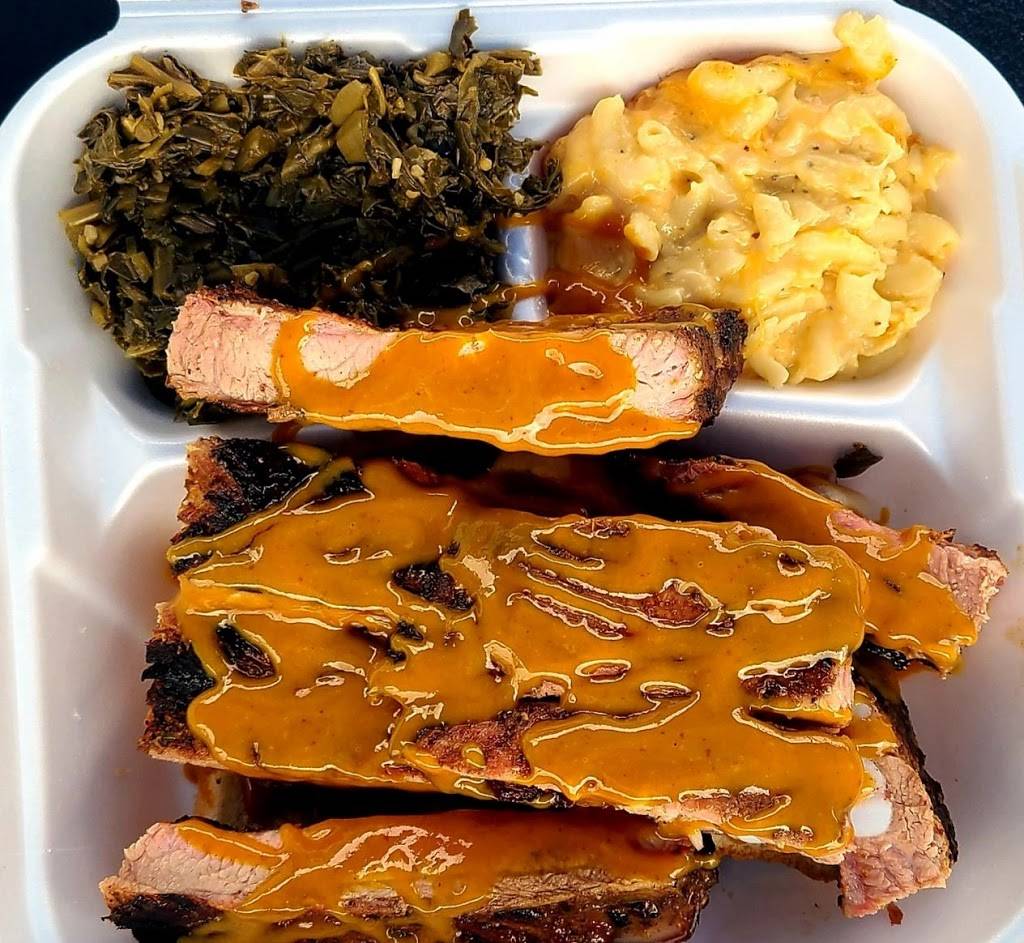 Black Pearls BBQ | restaurant | 4138 Market St, Philadelphia, PA 19104, USA | 2157037331 OR +1 215-703-7331