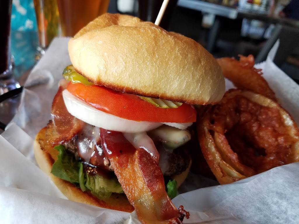 House of Brewz | restaurant | 277 Old San Carlos Blvd, Fort Myers Beach, FL 33931, USA | 2394639874 OR +1 239-463-9874