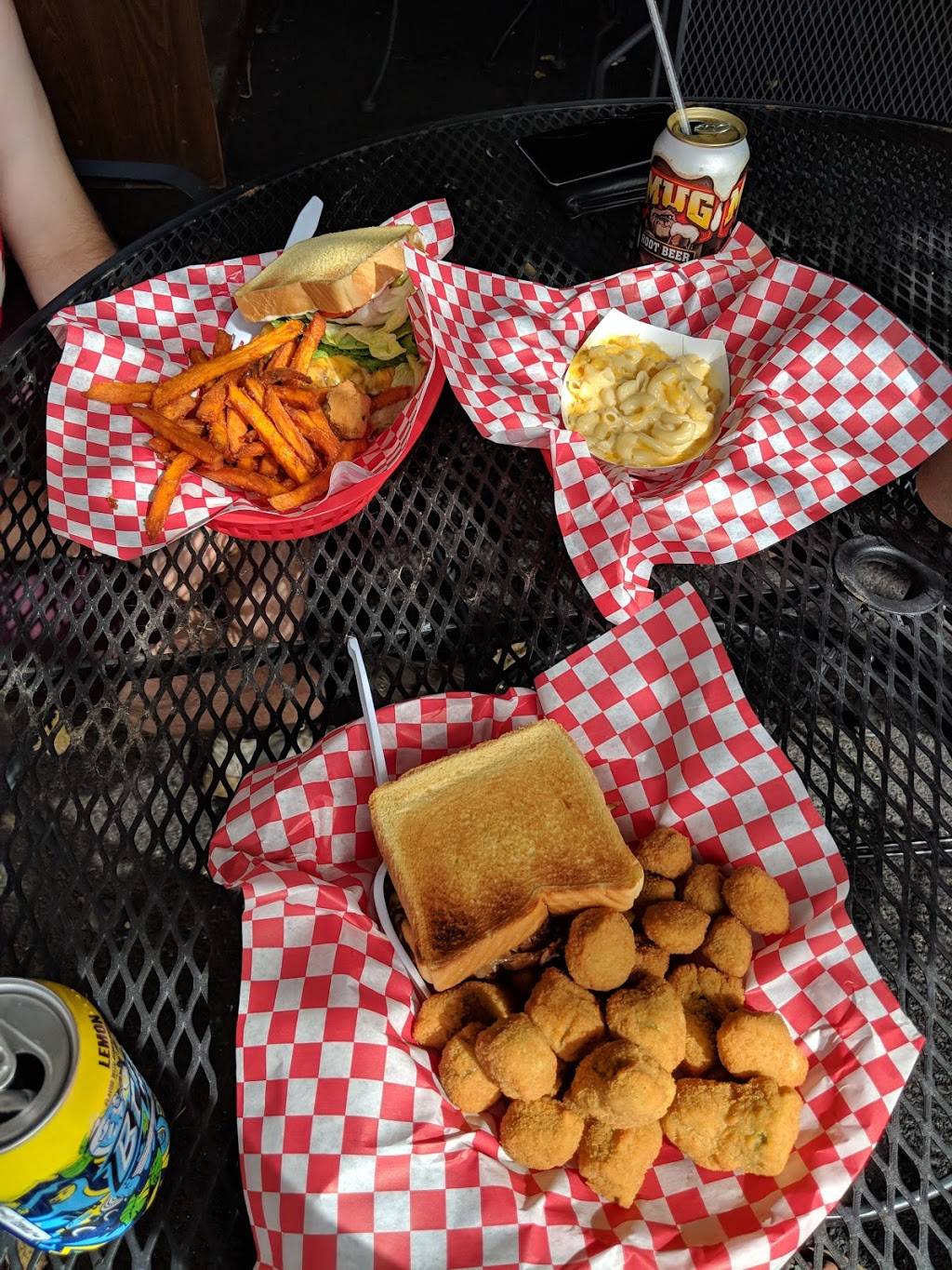 Redmans Chicken & Rib | restaurant | 777 Pre Emption Rd, Geneva, NY 14456, USA | 3157890240 OR +1 315-789-0240