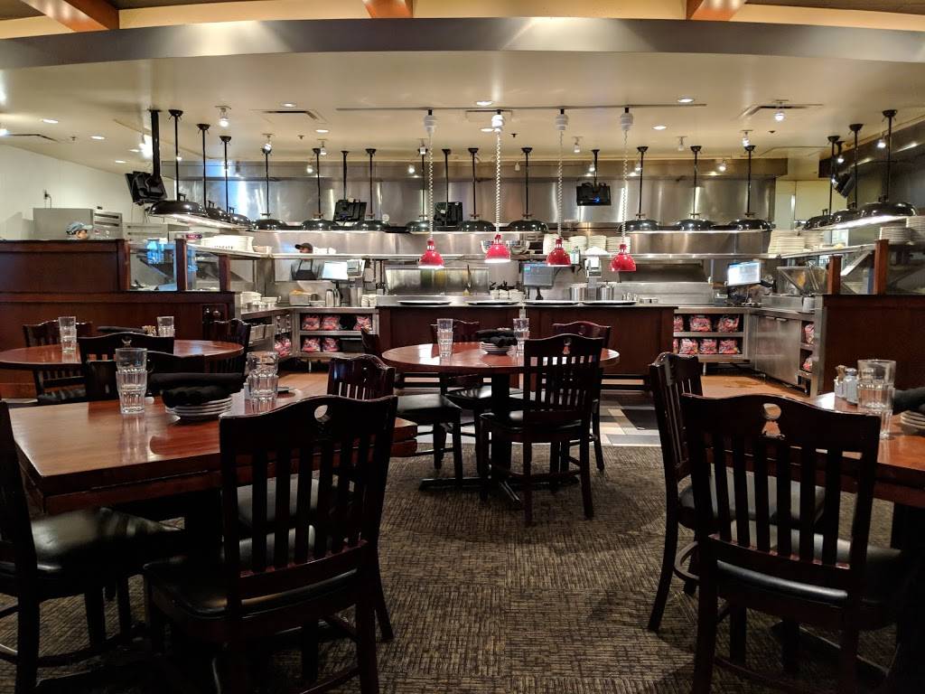 Weber Grill Restaurant | restaurant | 10 N Illinois St, Indianapolis, IN 46204, USA | 3176367600 OR +1 317-636-7600