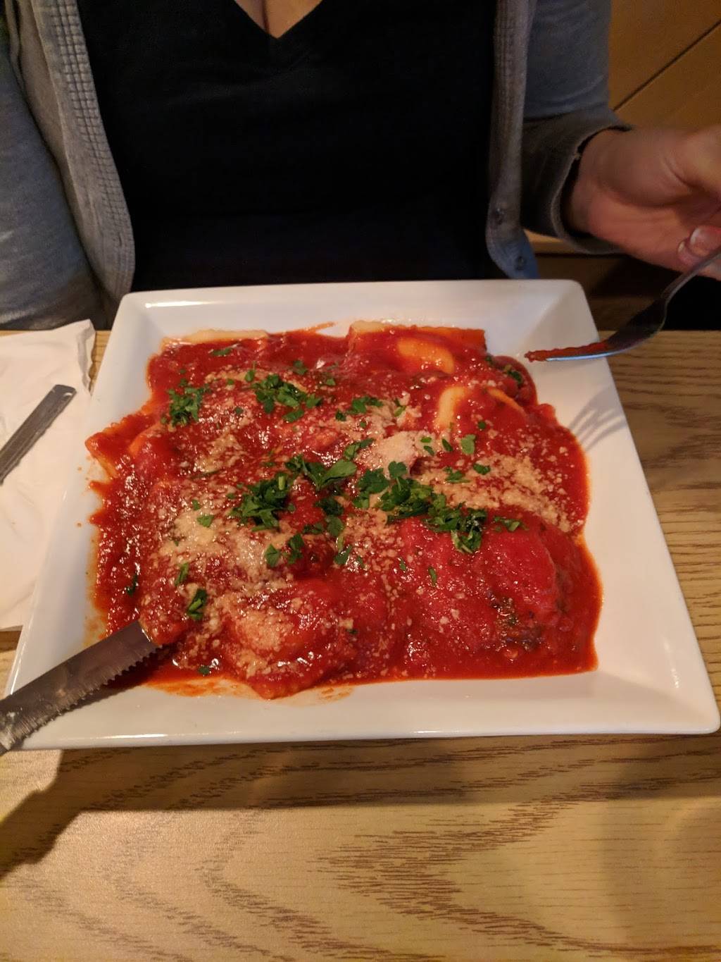 Johnnys Cafe | restaurant | 89 E Grand Ave, Fox Lake, IL 60020, USA | 8476295124 OR +1 847-629-5124