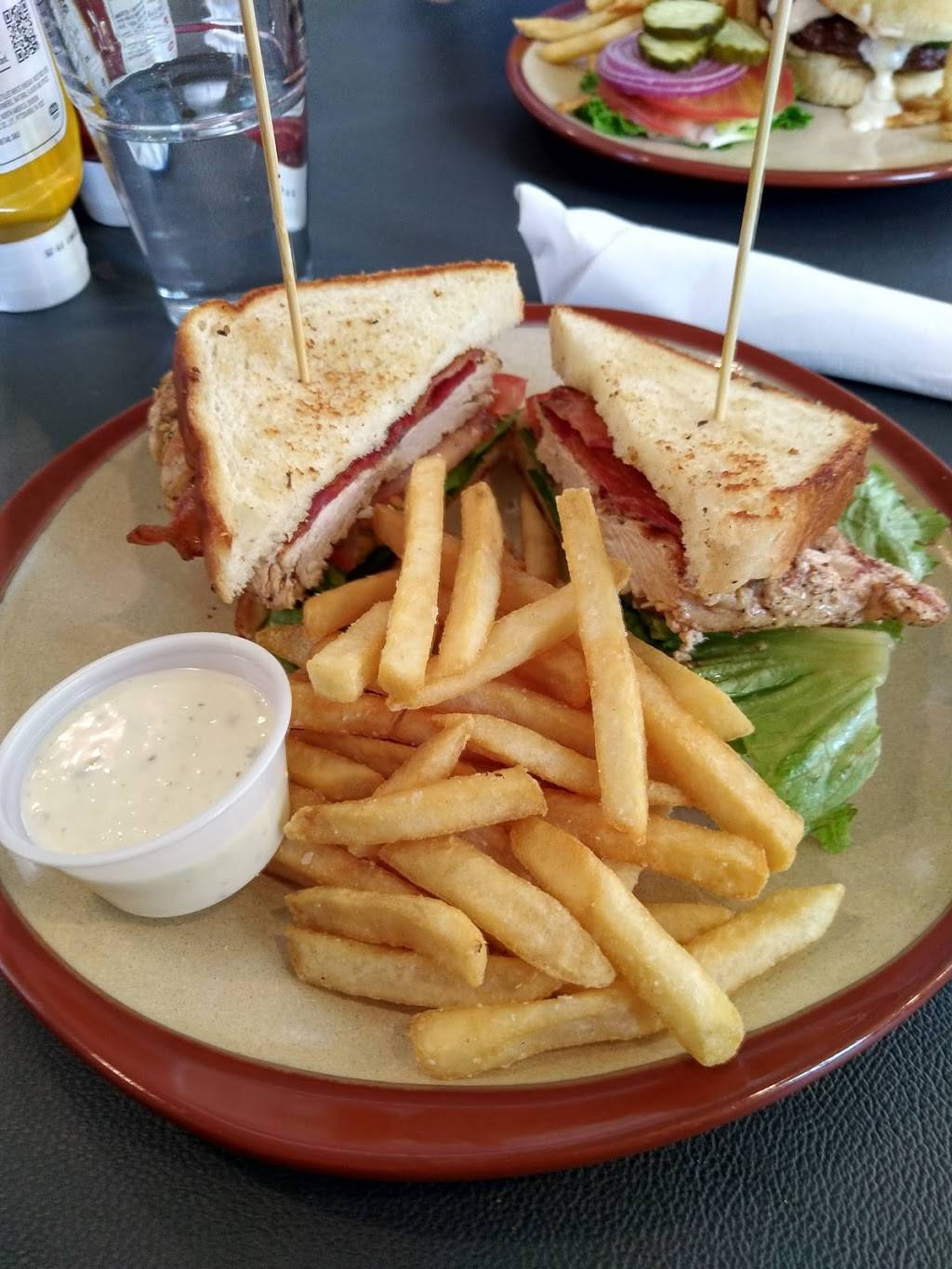 DOCS ROADHOUSE | restaurant | 201 Winter Park Dr, Winter Park, CO 80482, USA | 9707225450 OR +1 970-722-5450