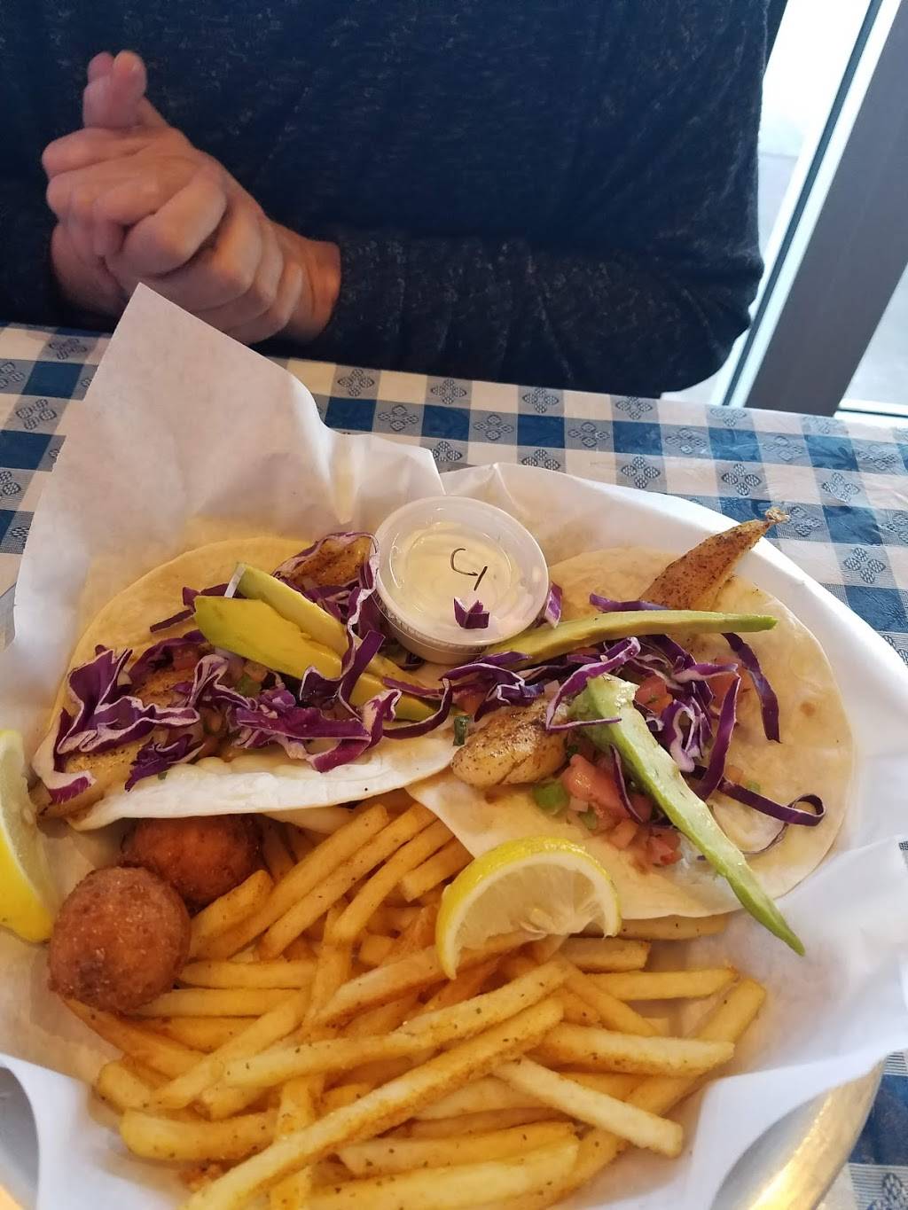 The Catch | restaurant | 1841 Belle Isle Blvd Suite E, Oklahoma City, OK 73118, USA | 4057679771 OR +1 405-767-9771