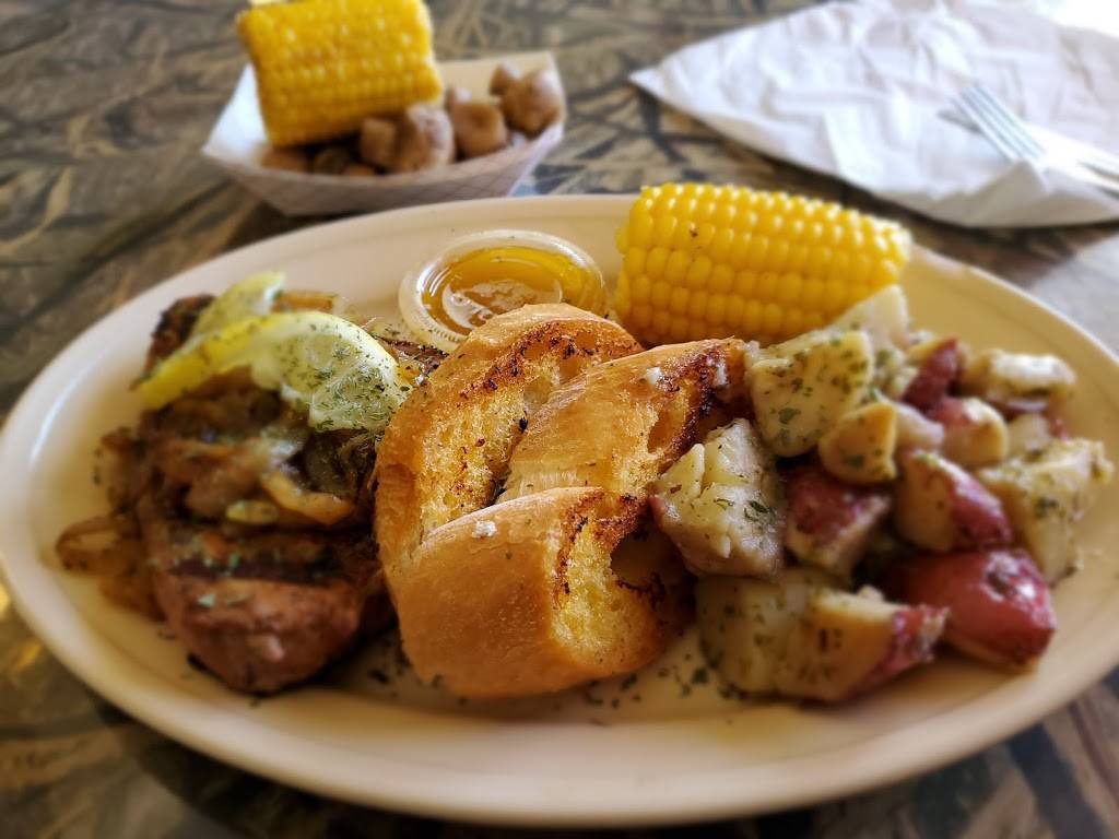 Salvos Seafood | restaurant | 7742 LA-23, Belle Chasse, LA 70037, USA | 5043937303 OR +1 504-393-7303