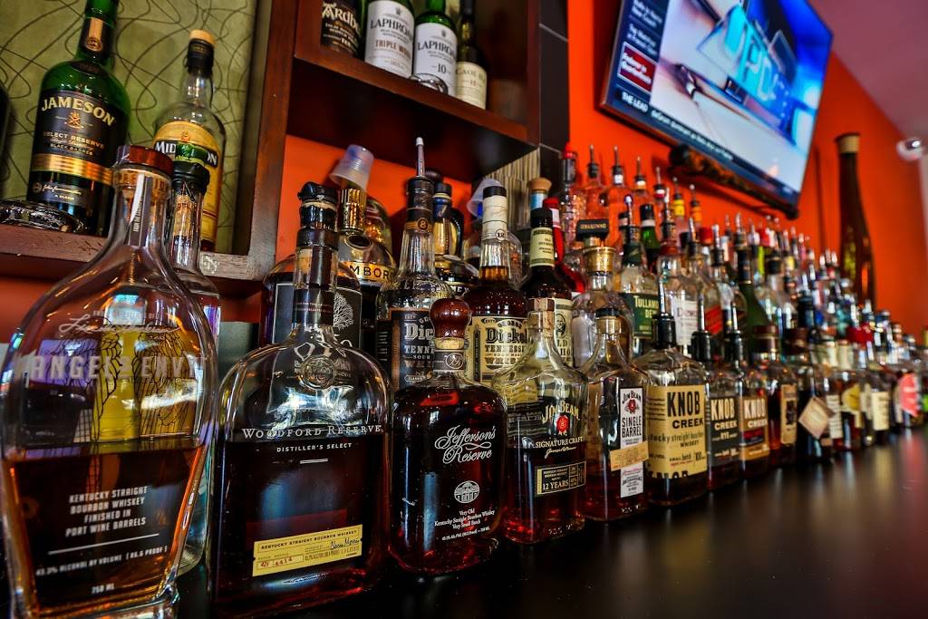 Lago East Bank | restaurant | 1091 W 10th St, Cleveland, OH 44113, USA | 2168628065 OR +1 216-862-8065