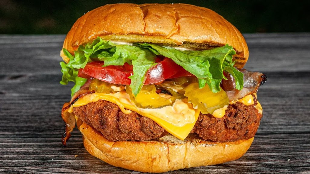 747 burgers | restaurant | 601 W Live Oak St, Austin, TX 78704, USA | 7372887204 OR +1 737-288-7204