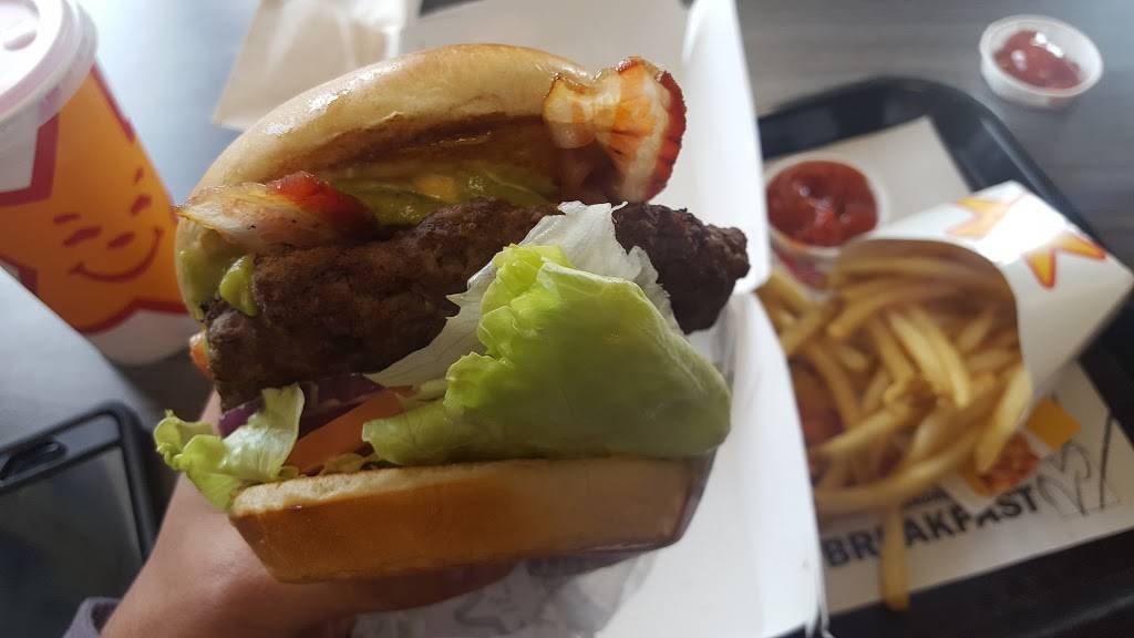 Carls Jr / Green Burrito | restaurant | 701 N Pacific Coast Hwy, Redondo Beach, CA 90277, USA | 3103793331 OR +1 310-379-3331