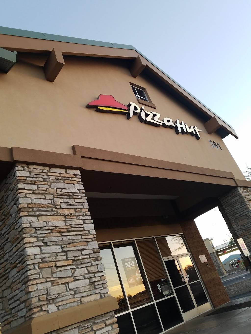 Pizza Hut | restaurant | 561 E Bella Vista Rd Suite 100, Queen Creek, AZ 85143, USA | 4808881350 OR +1 480-888-1350