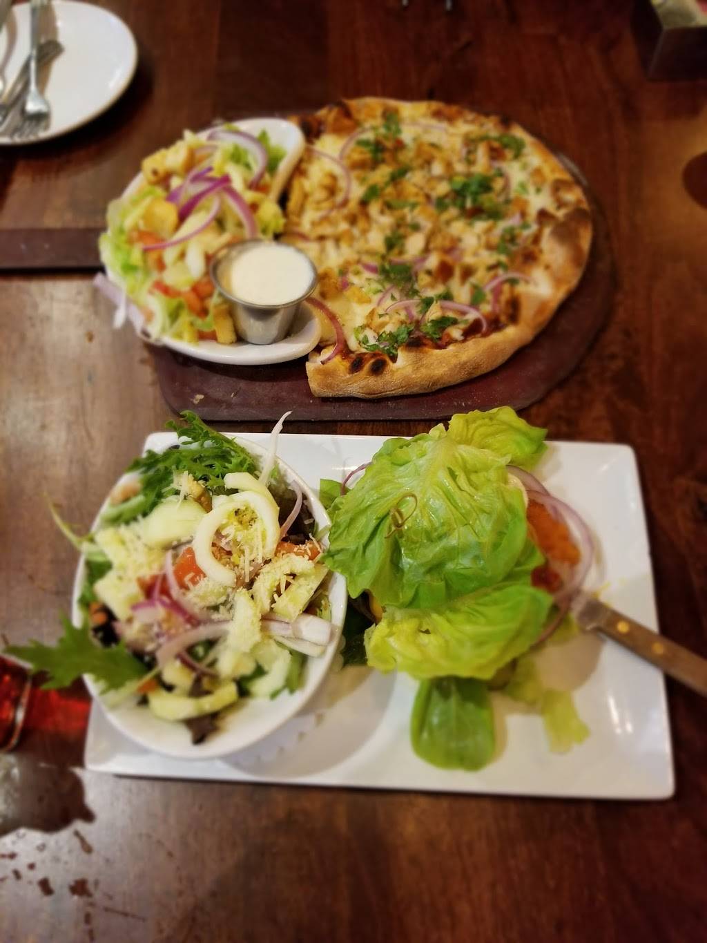 Maggie McFlys® Manchester | restaurant | 1023, 194 Buckland Hills Dr, Manchester, CT 06042, USA | 8604328255 OR +1 860-432-8255