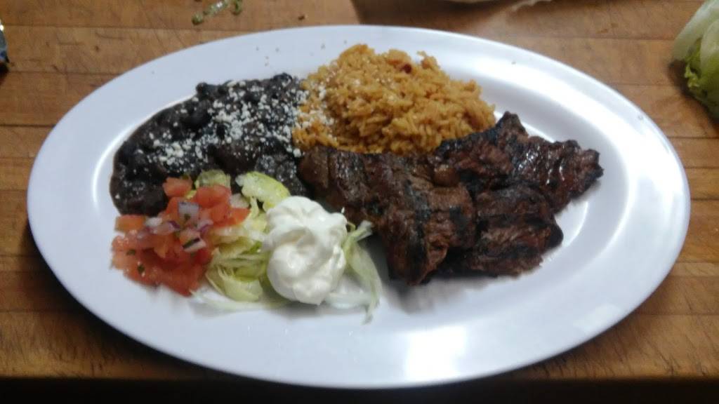 Johnnys Bar & Grill | restaurant | 526 San Benito St, Hollister, CA 95023, USA | 8316373683 OR +1 831-637-3683