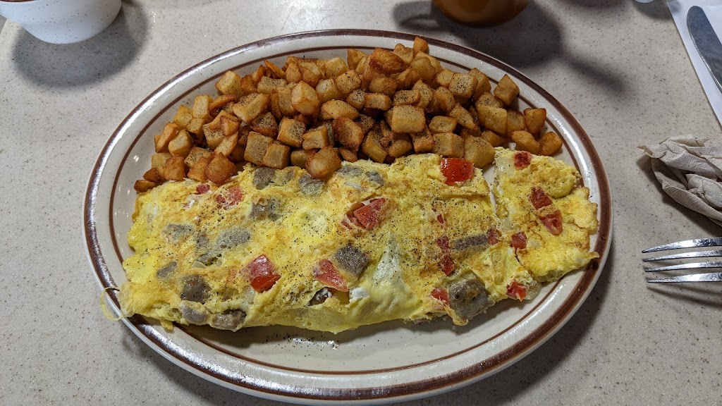 Leos Coney Island | restaurant | 2218 S Milford Rd, Highland, MI 48357, USA | 2485290200 OR +1 248-529-0200