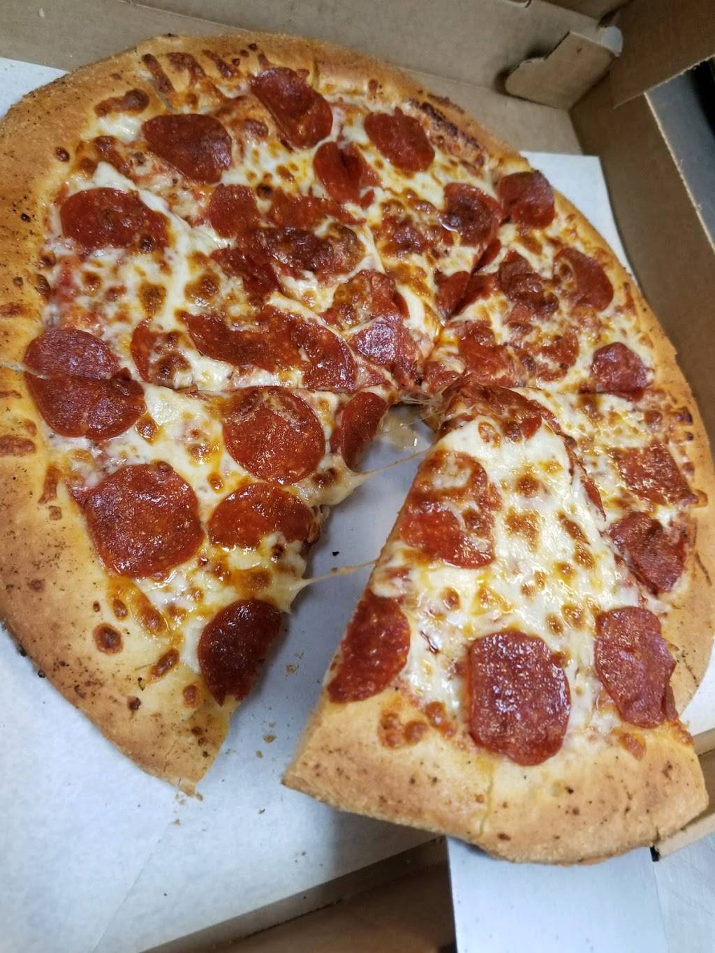 5 Bucks Fresh Pizza | restaurant | 17303 Warwick Blvd, Newport News, VA 23603, USA | 7578474555 OR +1 757-847-4555