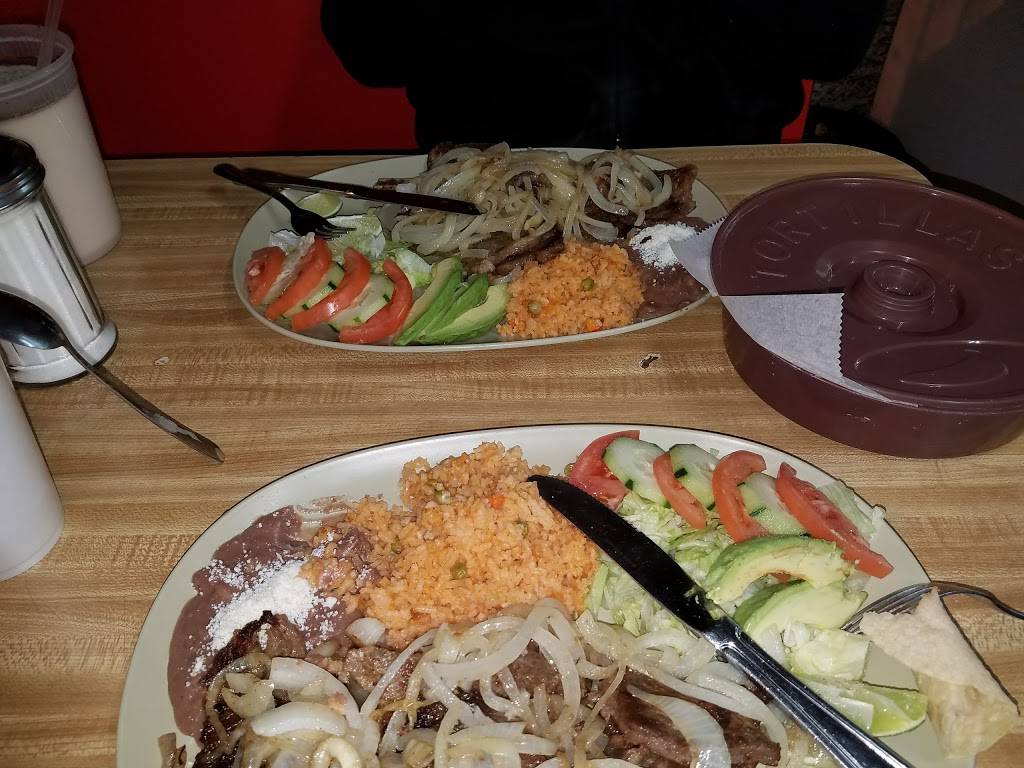 El Changarro | restaurant | 2306 Federal St, Camden, NJ 08105, USA | 8563427002 OR +1 856-342-7002