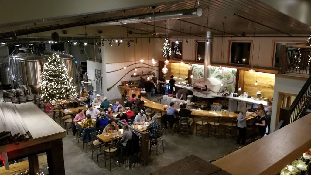 Lucette Brewing Company | restaurant | 910 Hudson Rd, Menomonie, WI 54751, USA | 7152316836 OR +1 715-231-6836