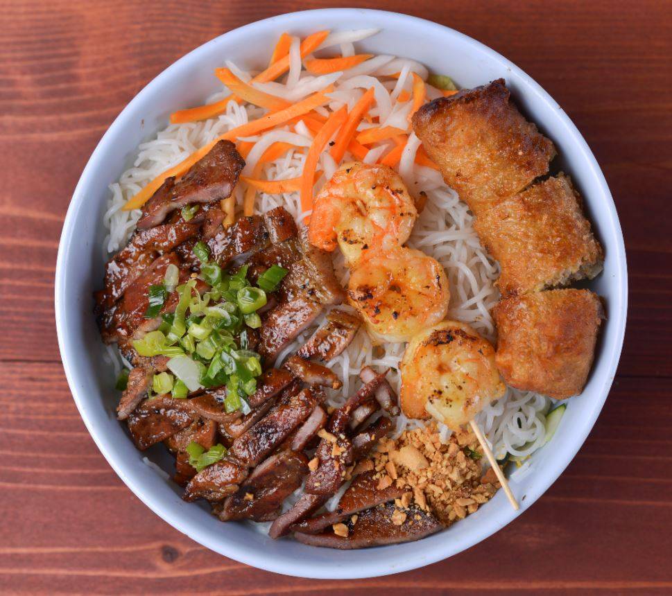 Pho Mai Dinkytown | restaurant | 319 14th Ave SE, Minneapolis, MN 55414, USA | 6122364538 OR +1 612-236-4538