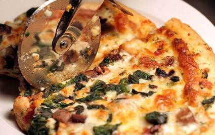 Oak Ridges Pizza House | meal delivery | 13071 Yonge St #26, Richmond Hill, ON L4E 1A8, Canada | 9057739442 OR +1 905-773-9442