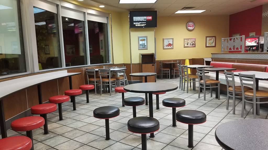 Carls Jr. | restaurant | 10 Sage St, Vallejo, CA 94589, USA | 7076427955 OR +1 707-642-7955