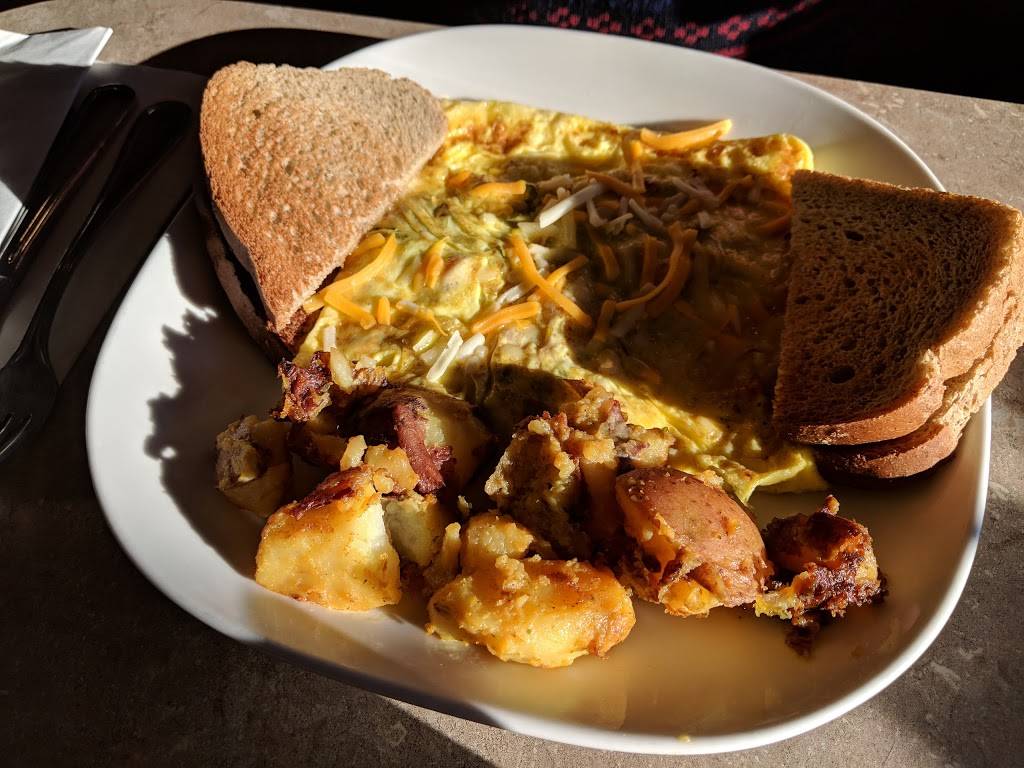 Harrys Restaurant | restaurant | 149 Turnpike Rd Route 9 W, Westborough, MA 01581, USA | 5083668302 OR +1 508-366-8302