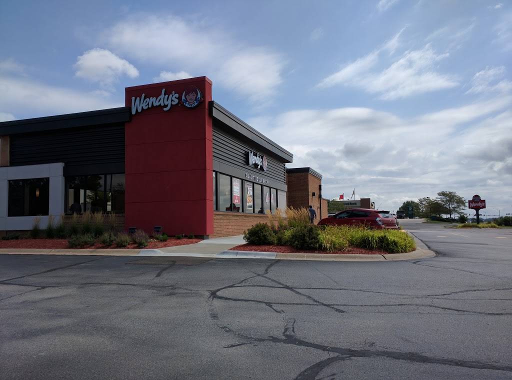 Wendys | restaurant | 13430 W Maple Rd, Omaha, NE 68164, USA | 4024988998 OR +1 402-498-8998