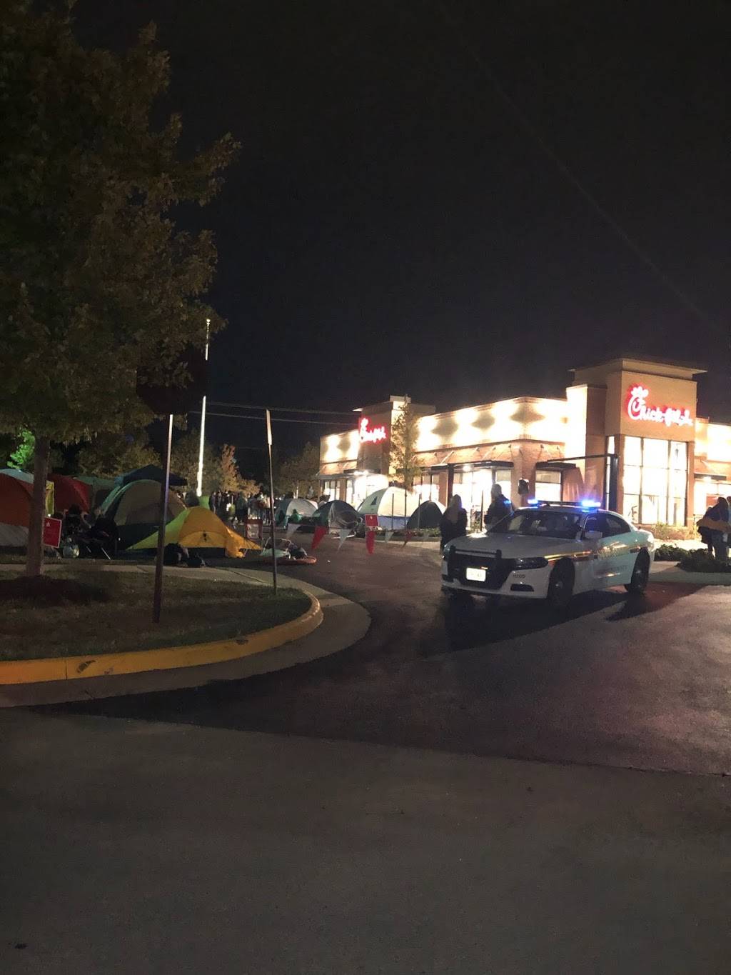 Chick-fil-A | restaurant | 43520 Yukon Dr, Ashburn, VA 20147, USA | 5719184286 OR +1 571-918-4286