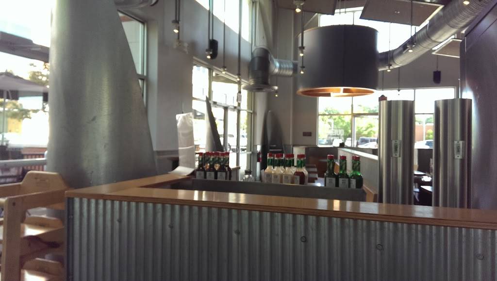 Chipotle Mexican Grill | restaurant | 2921 Providence Rd Ste 100, Charlotte, NC 28211, USA | 7043667280 OR +1 704-366-7280