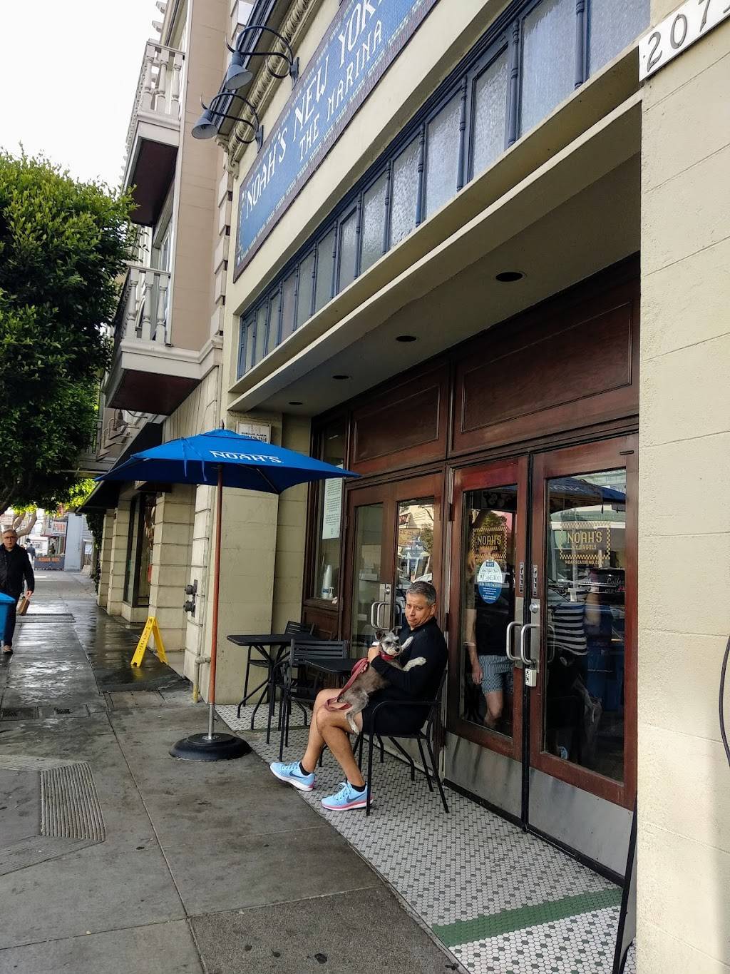 Noahs Bagels | cafe | 2075 Chestnut St, San Francisco, CA 94123, USA | 4157752910 OR +1 415-775-2910