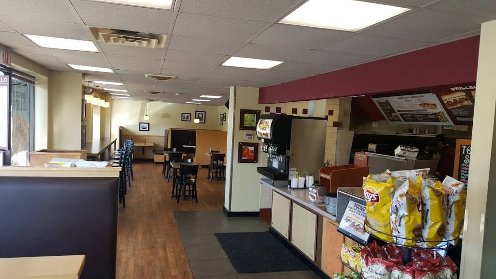 DAngelo Grilled Sandwiches | restaurant | 900 Second St, Manchester, NH 03102, USA | 6036682612 OR +1 603-668-2612