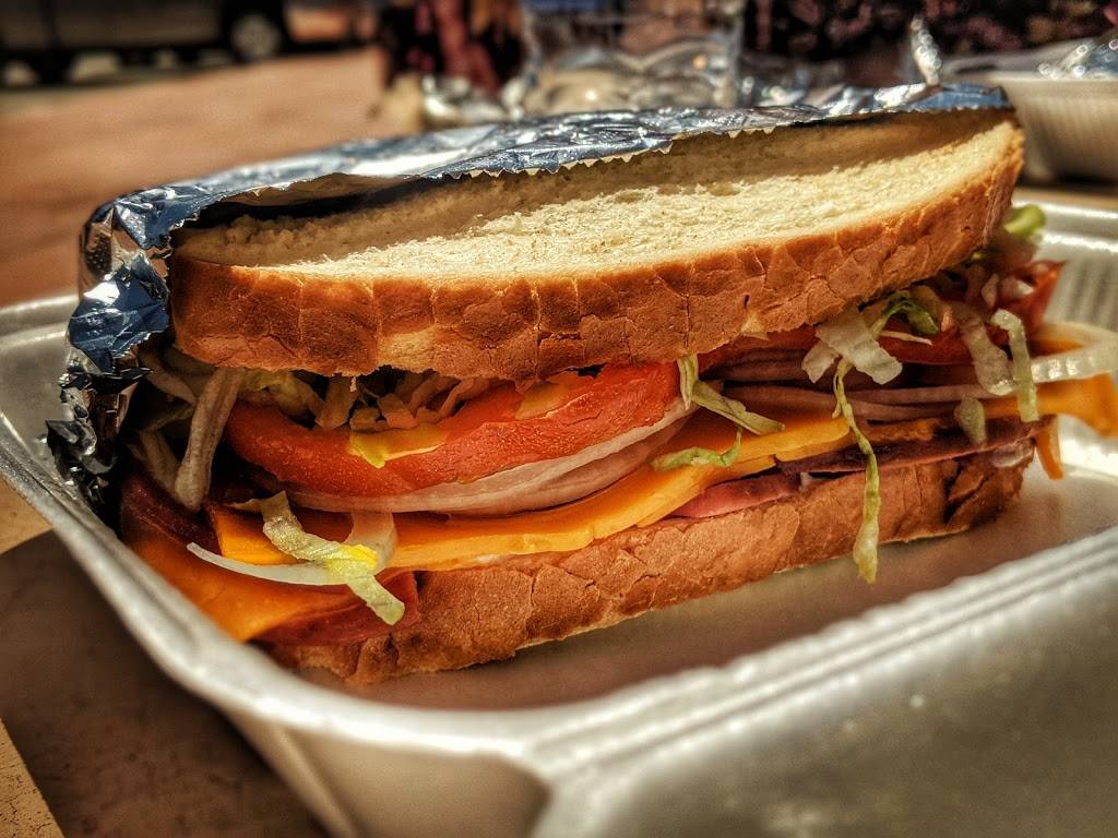 AK Deli | restaurant | 3615 Wyoming Blvd NE, Albuquerque, NM 87111, USA | 5056394249 OR +1 505-639-4249