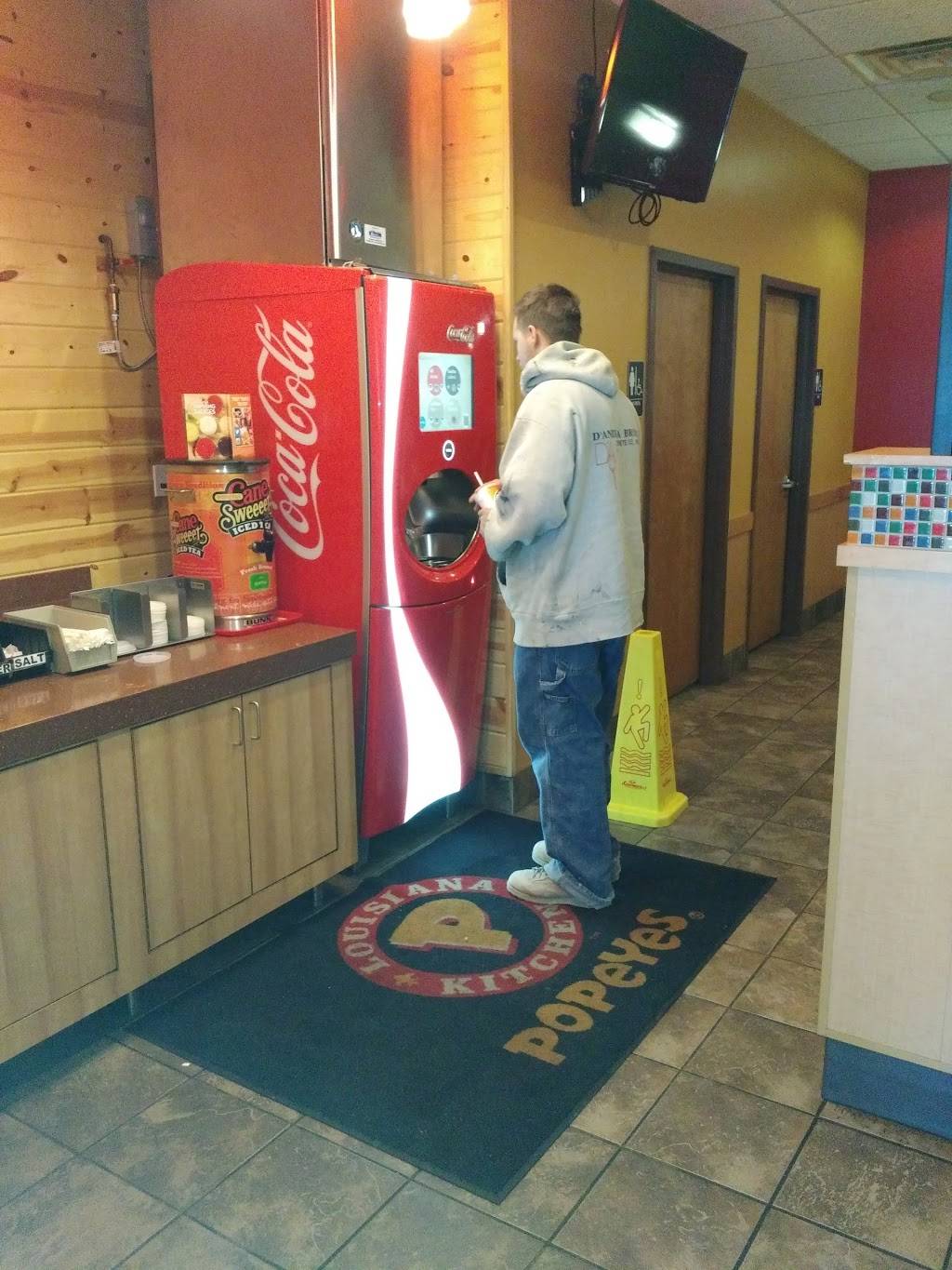 Popeyes Louisiana Kitchen | restaurant | 7124-62 Ridge Ave, Philadelphia, PA 19128, USA | 2673355639 OR +1 267-335-5639