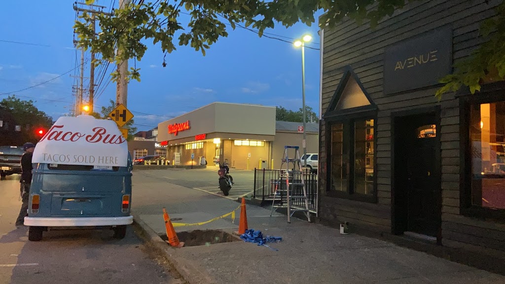 AVENUE | restaurant | 2354 Frankfort Ave, Louisville, KY 40206, USA | 5022605695 OR +1 502-260-5695