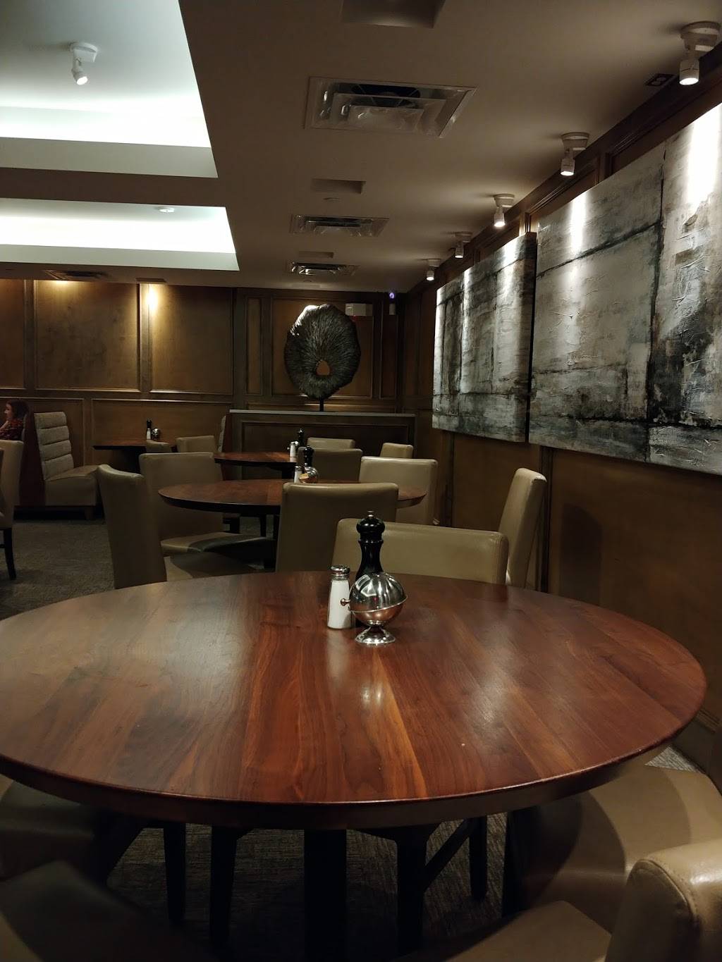 Gibbons Fine Grill | restaurant | 1714 E 70th St #5205, Shreveport, LA 71105, USA | 3188487071 OR +1 318-848-7071