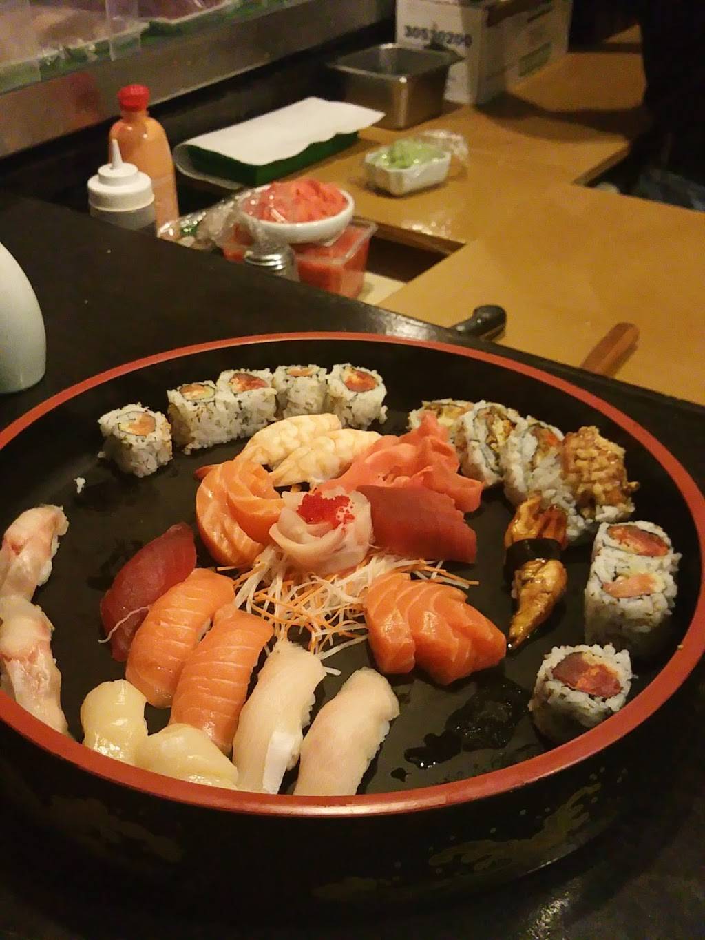 August Moon | restaurant | 300 E Main St, Norristown, PA 19401, USA | 6102774008 OR +1 610-277-4008