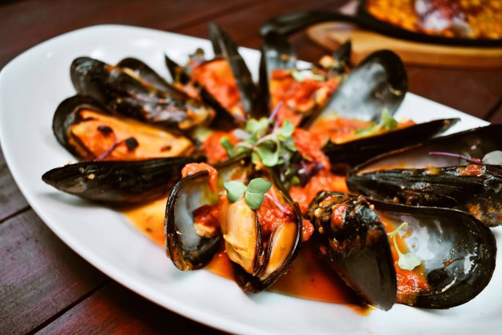 Mannys Wood Grill | restaurant | 2600 NW 87th Ave Suite #10, Doral, FL 33172, USA | 3056038673 OR +1 305-603-8673