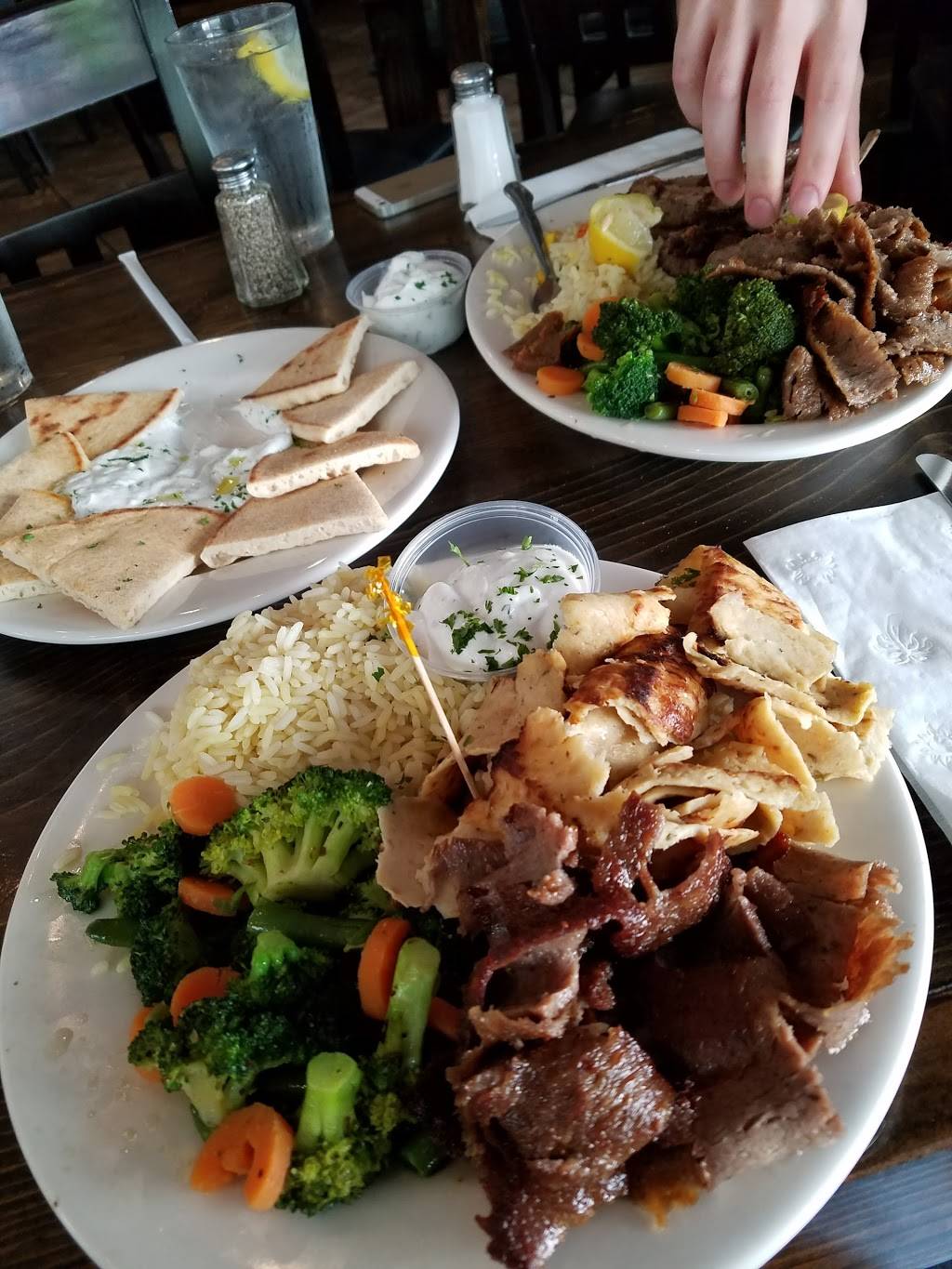 Georges Greek Cafe | cafe | 5316 E 2nd St, Long Beach, CA 90803, USA | 5624331755 OR +1 562-433-1755